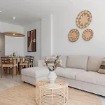 Casa Isa - Luxury Penthouse Seaview Apartment Estepona